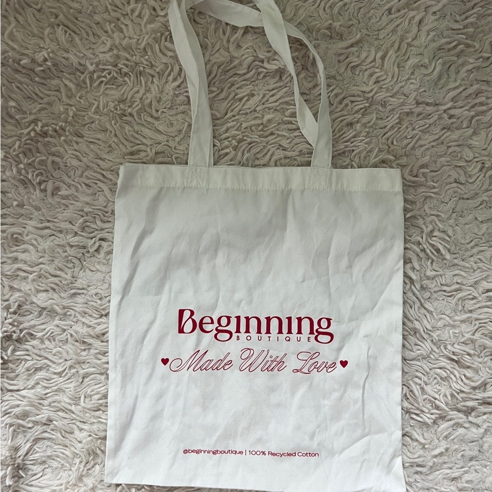 Beginning Boutique White Classic Tote Bag